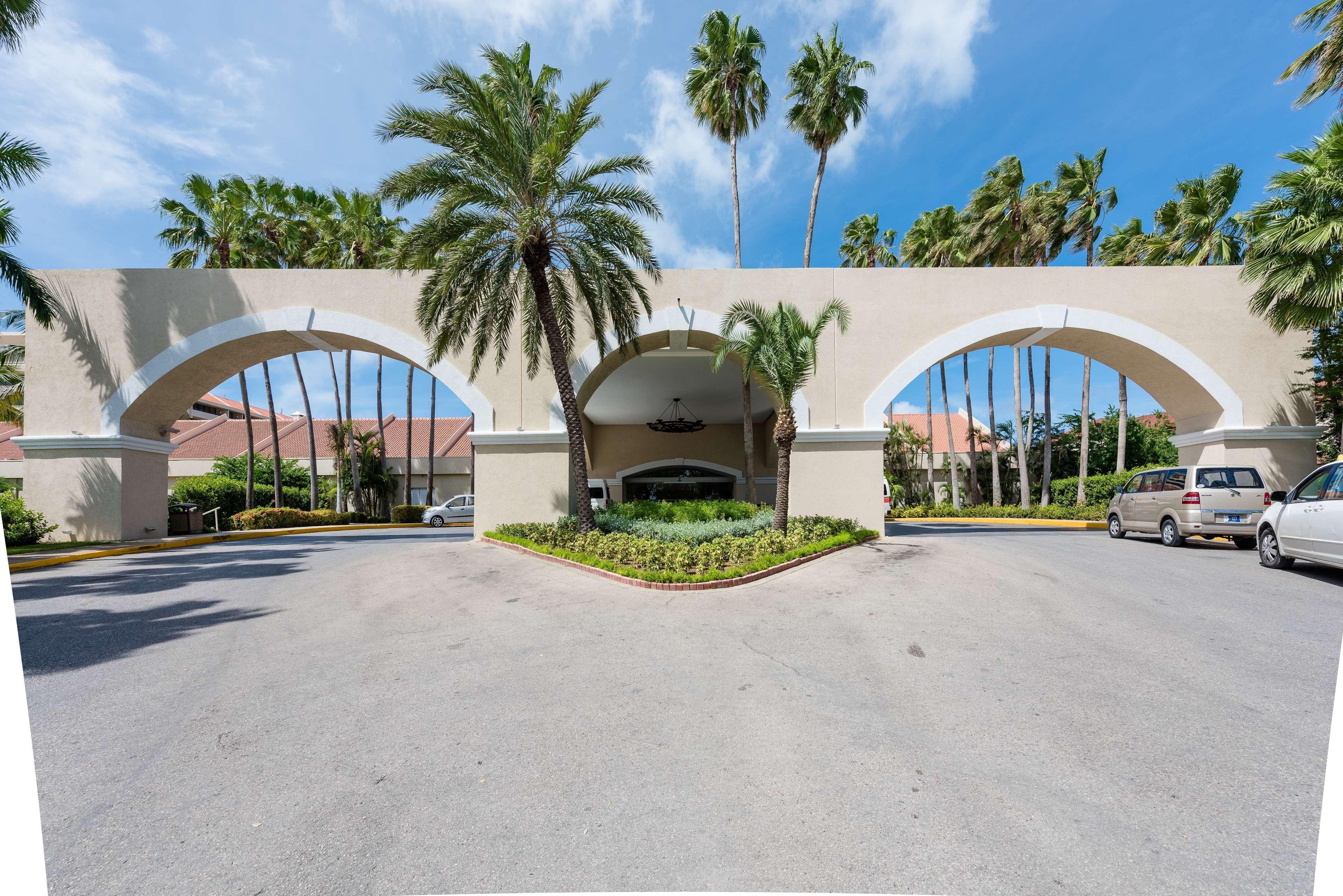 Barcelo Aruba Hotel Palm Beach Exterior photo